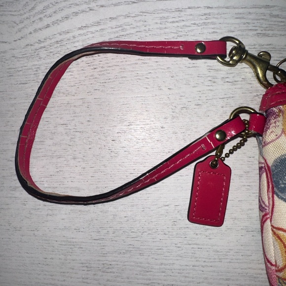 Coach Wristlet - Picture 4 of 5